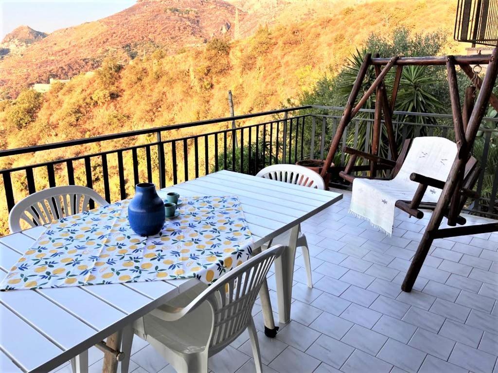 Collina Del Sole Apartment Letojanni Exterior photo