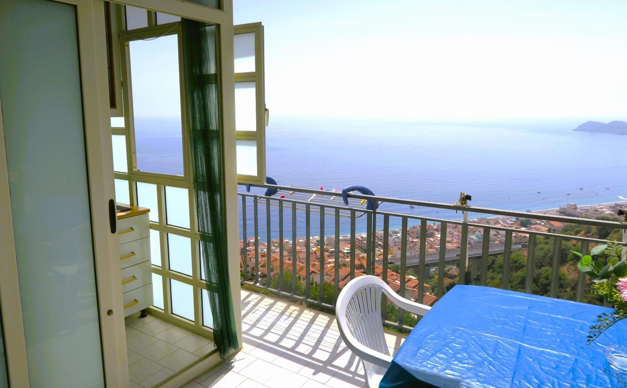 Collina Del Sole Apartment Letojanni Exterior photo