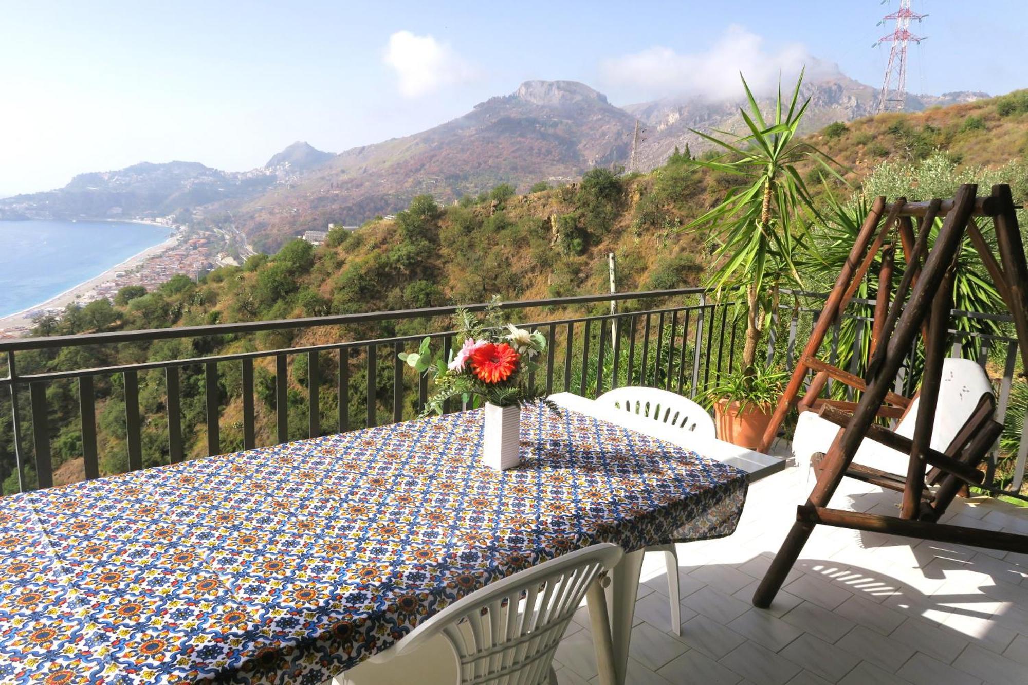 Collina Del Sole Apartment Letojanni Exterior photo